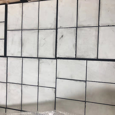 1568623676168176